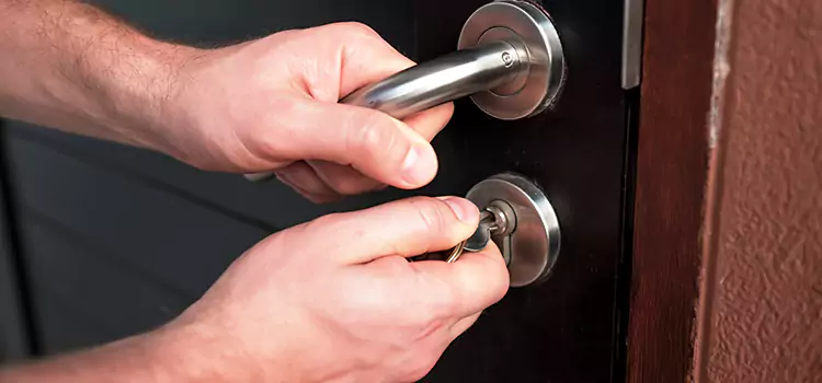 Door Closer Repair & Installation Panama City